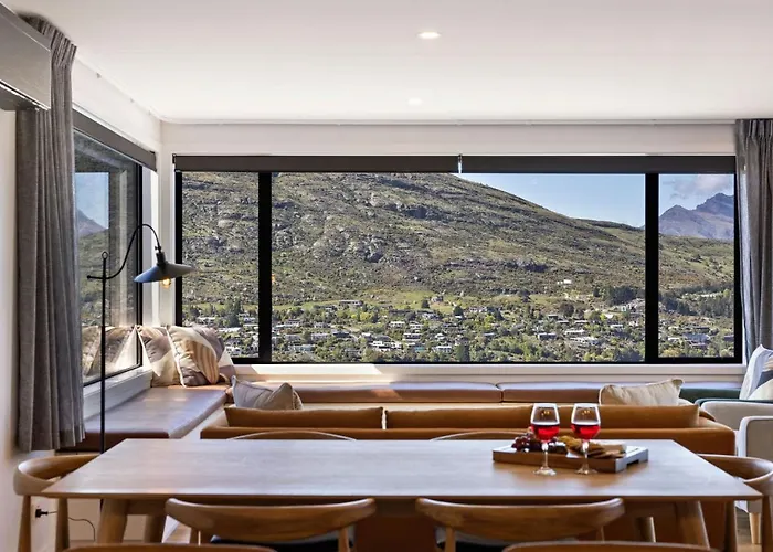 Tairanga View